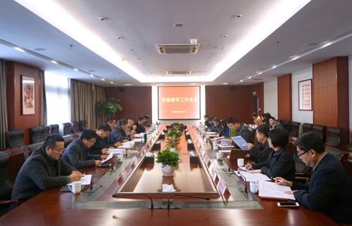 说明: //syzx.haiyanforum.com/__local/9/44/3D/085C80DC429E6FFC256B6690854_3FCBE451_37BCC.jpg